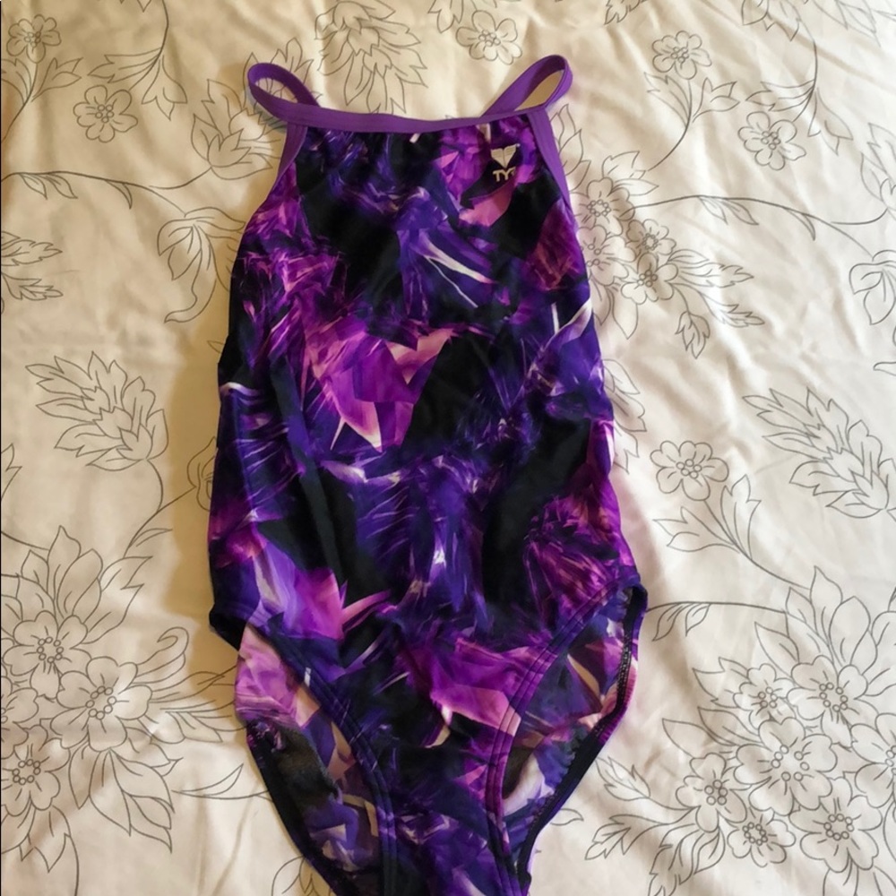 COPY - Swimmer one piece TYR